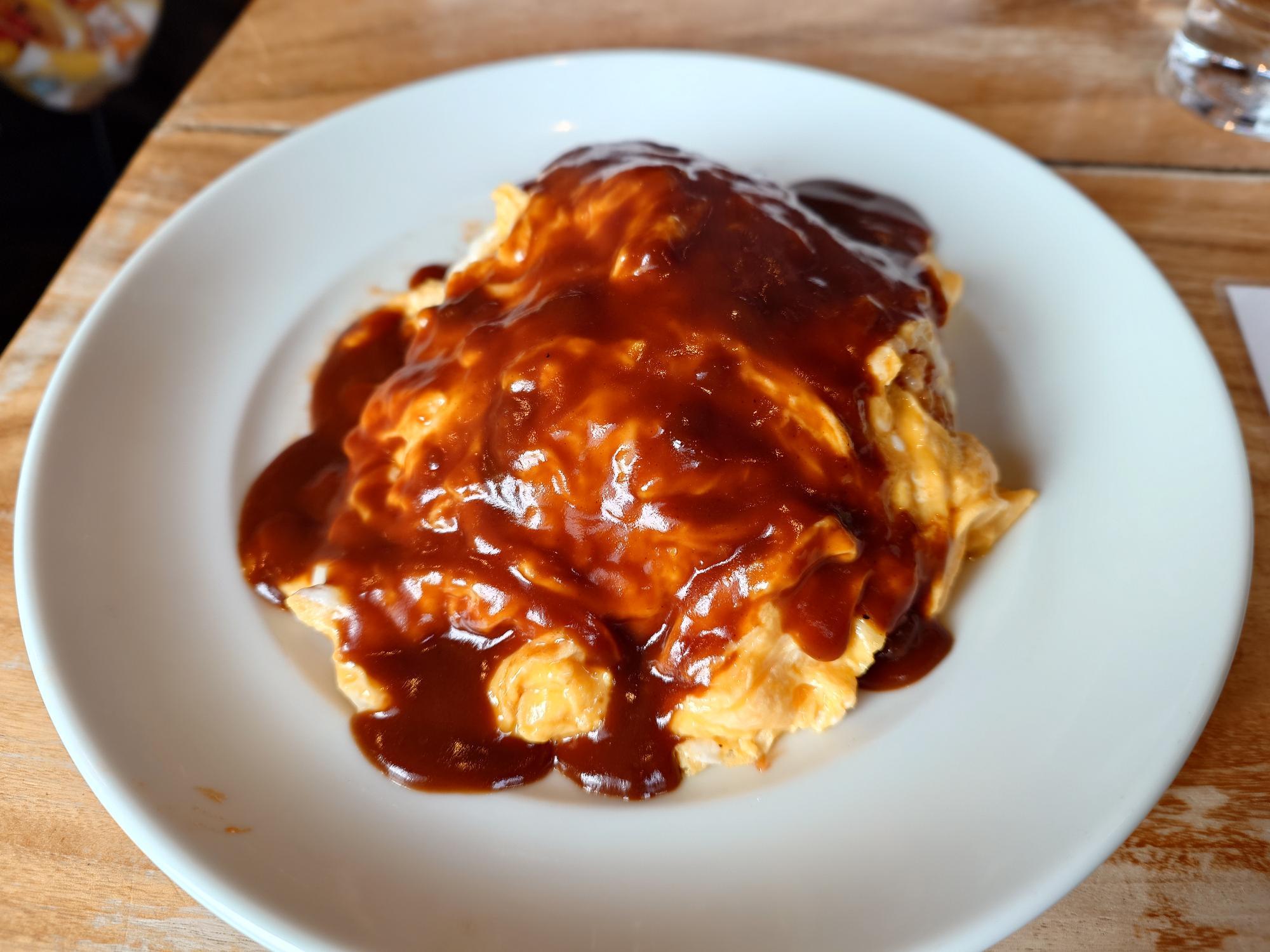 福間駅近くの老舗洋食店かろまつ｜創業50年、地元で愛され続ける理由とは？